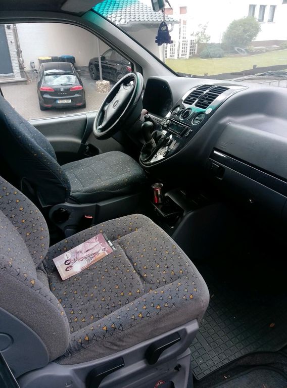 Mercedes-Benz V 220 2000