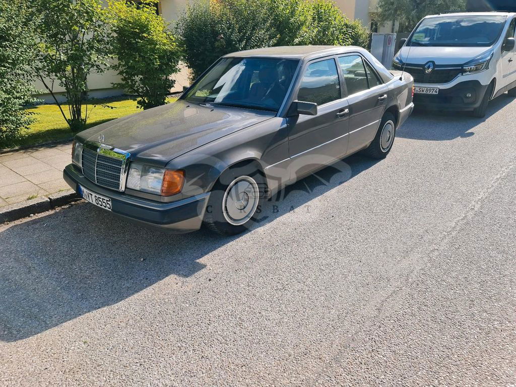 Mercedes-Benz 250 1992