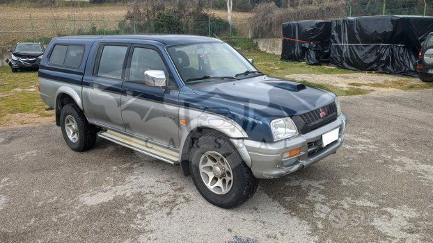 Mitsubishi L200 2000