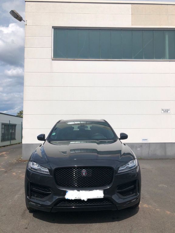 Jaguar F-Pace 2017