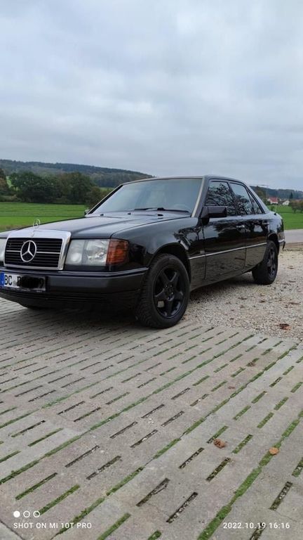 Mercedes-Benz 250 1988