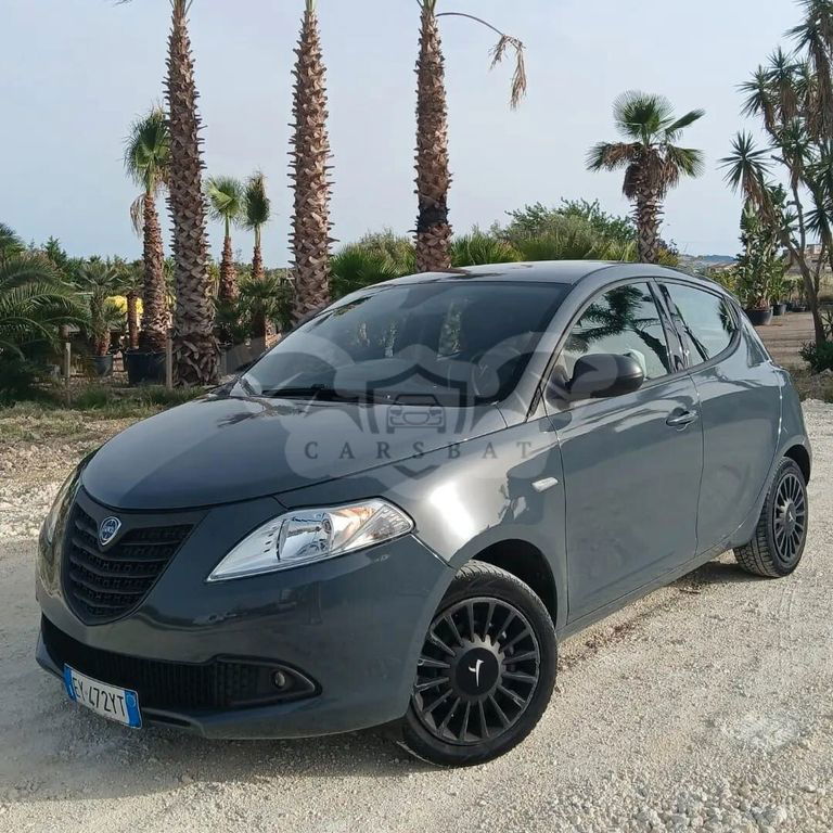 Lancia Ypsilon 2015