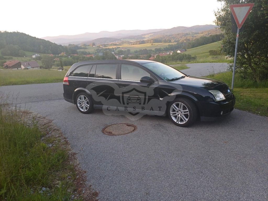 Opel Insignia 2004