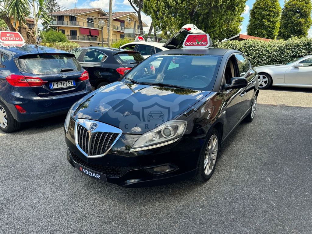 Lancia Delta 2010