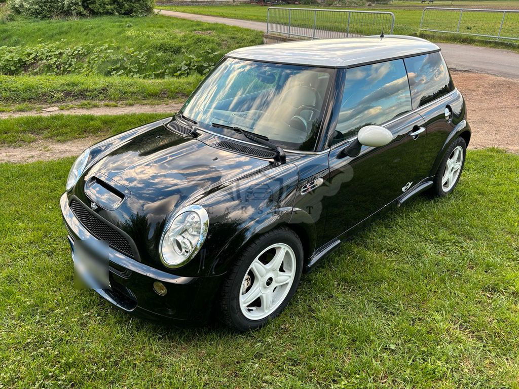 Mini John Cooper Works 2004