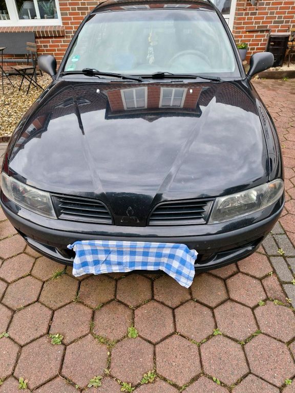 Mitsubishi Carisma 2004