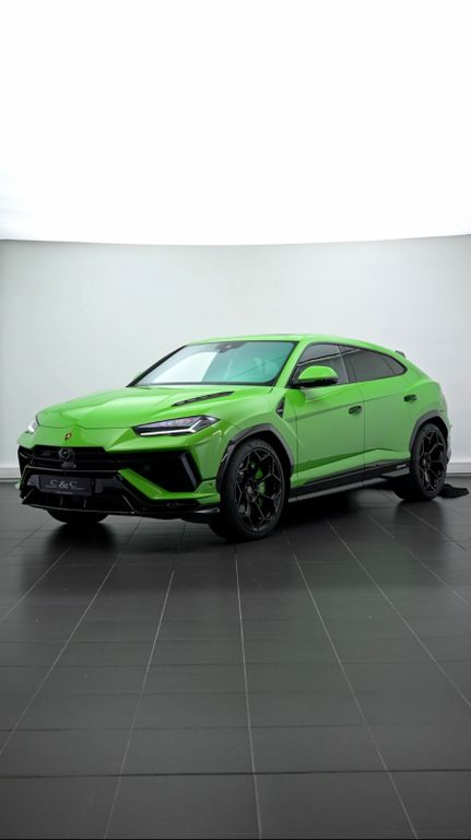 Lamborghini Urus 2024