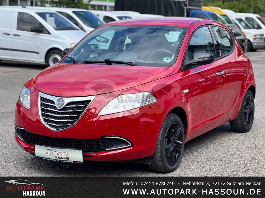 Lancia Ypsilon 2012