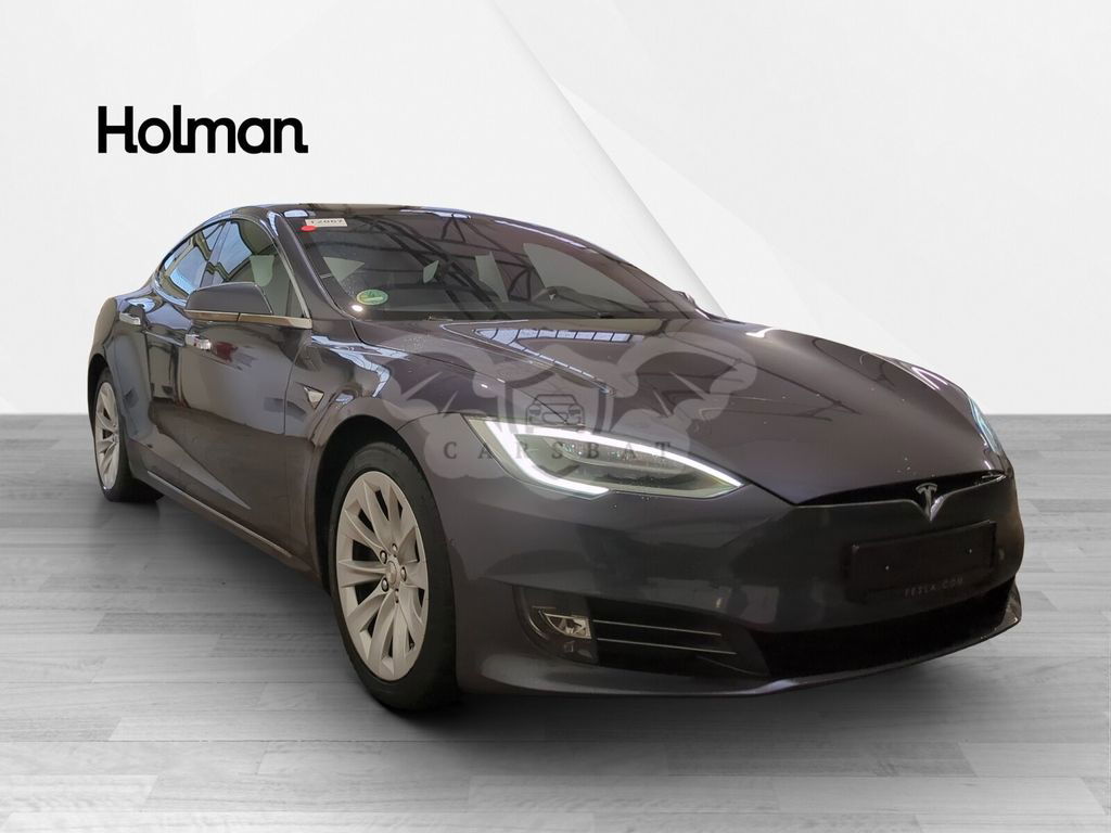 Tesla Model S 2020