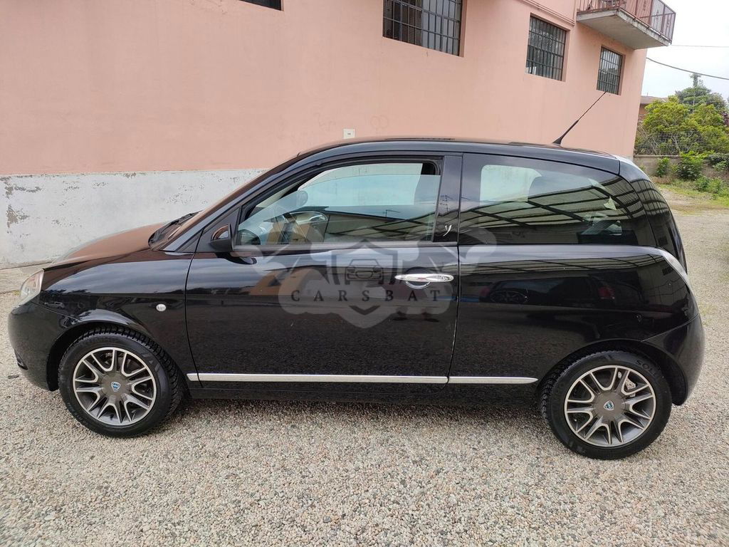 Lancia Ypsilon 2009