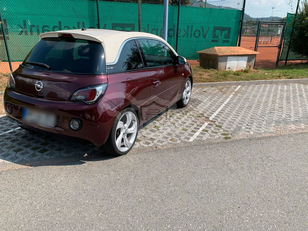 Opel Adam 2012