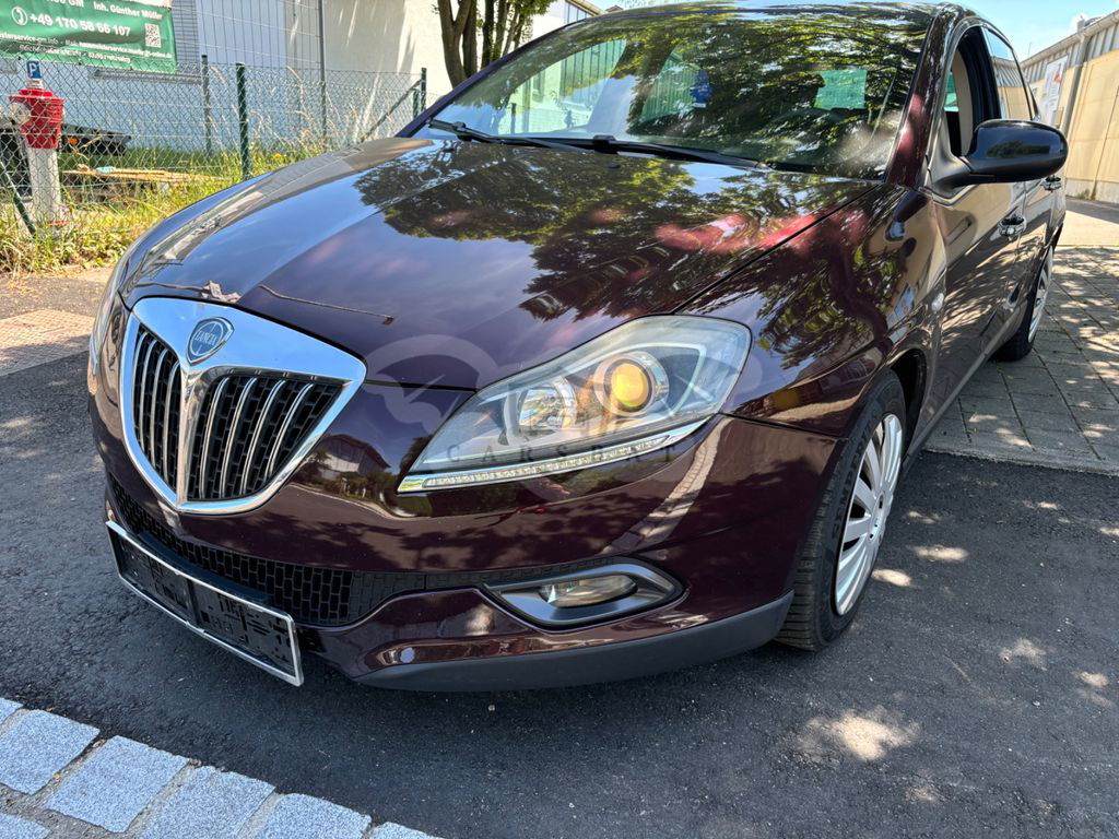 Lancia Delta 2010