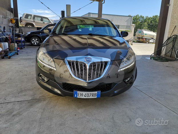 Lancia Delta 2011