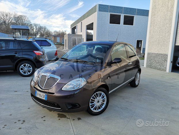 Lancia Ypsilon 2009