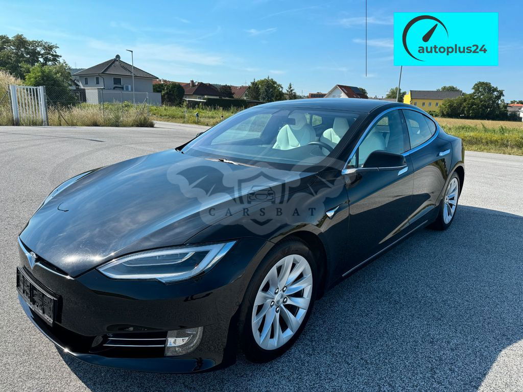 Tesla Model S 2020