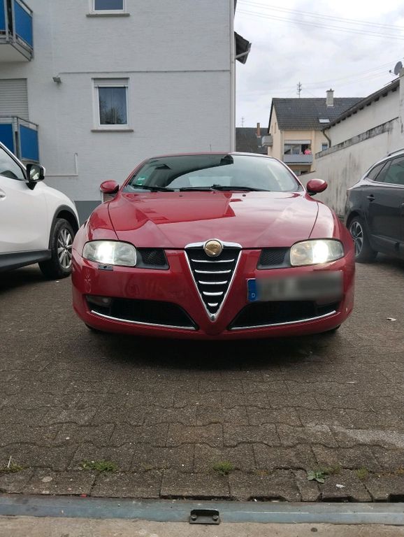 Alfa Romeo GT 2010
