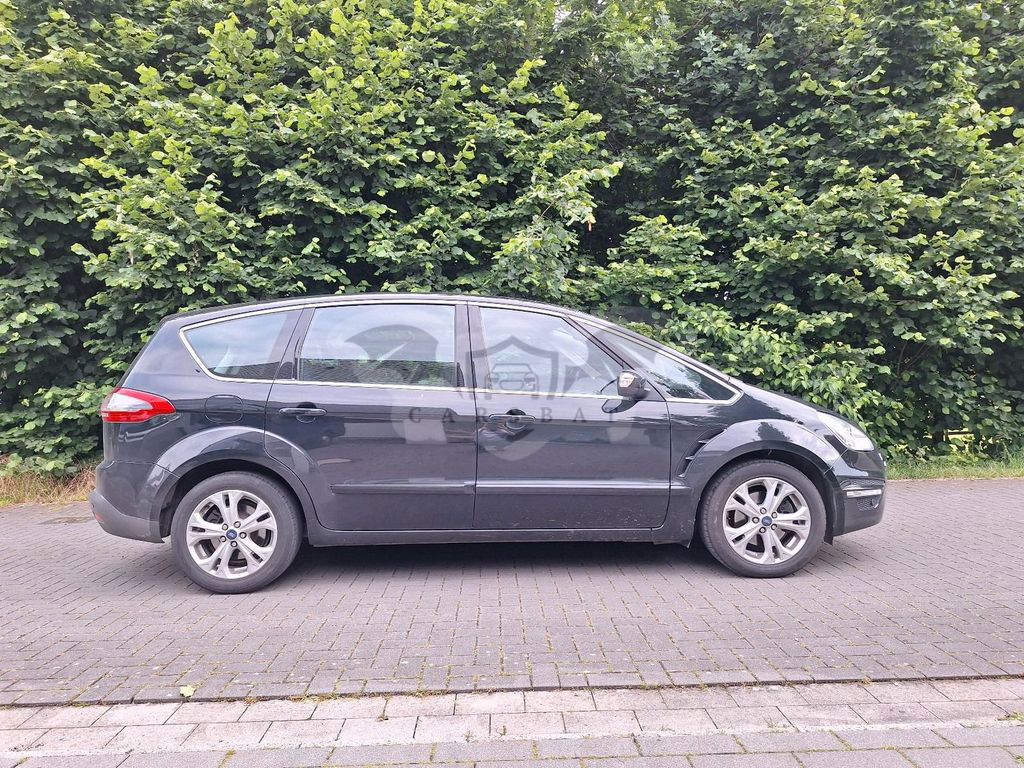 Ford S-Max 2012