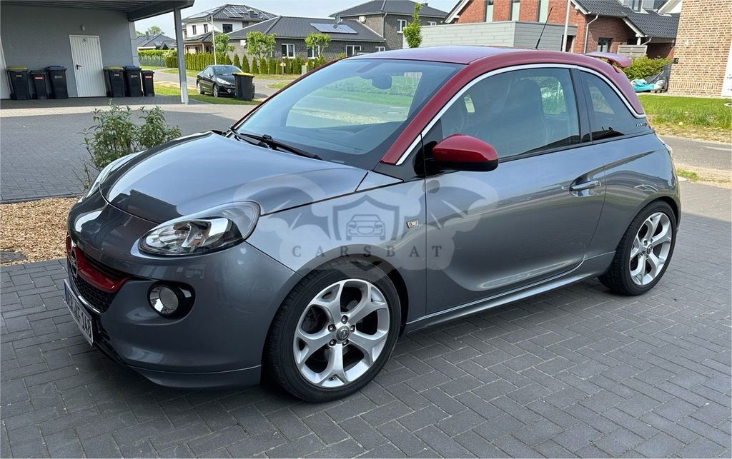 Opel Adam 2016