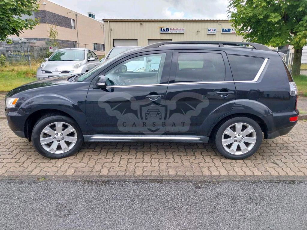 Mitsubishi Outlander 2011