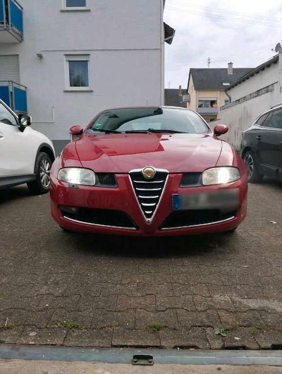 Alfa Romeo GT 2010