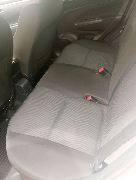 Suzuki Swift 2011