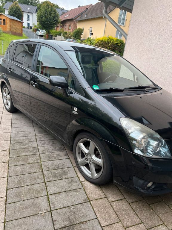 Toyota Verso 2008
