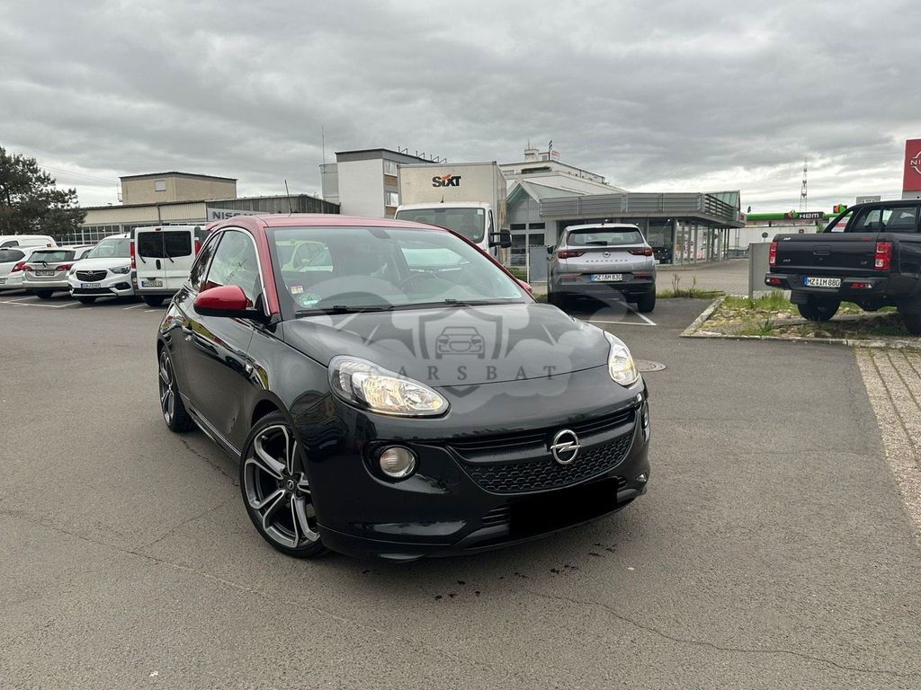 Opel Adam 2016