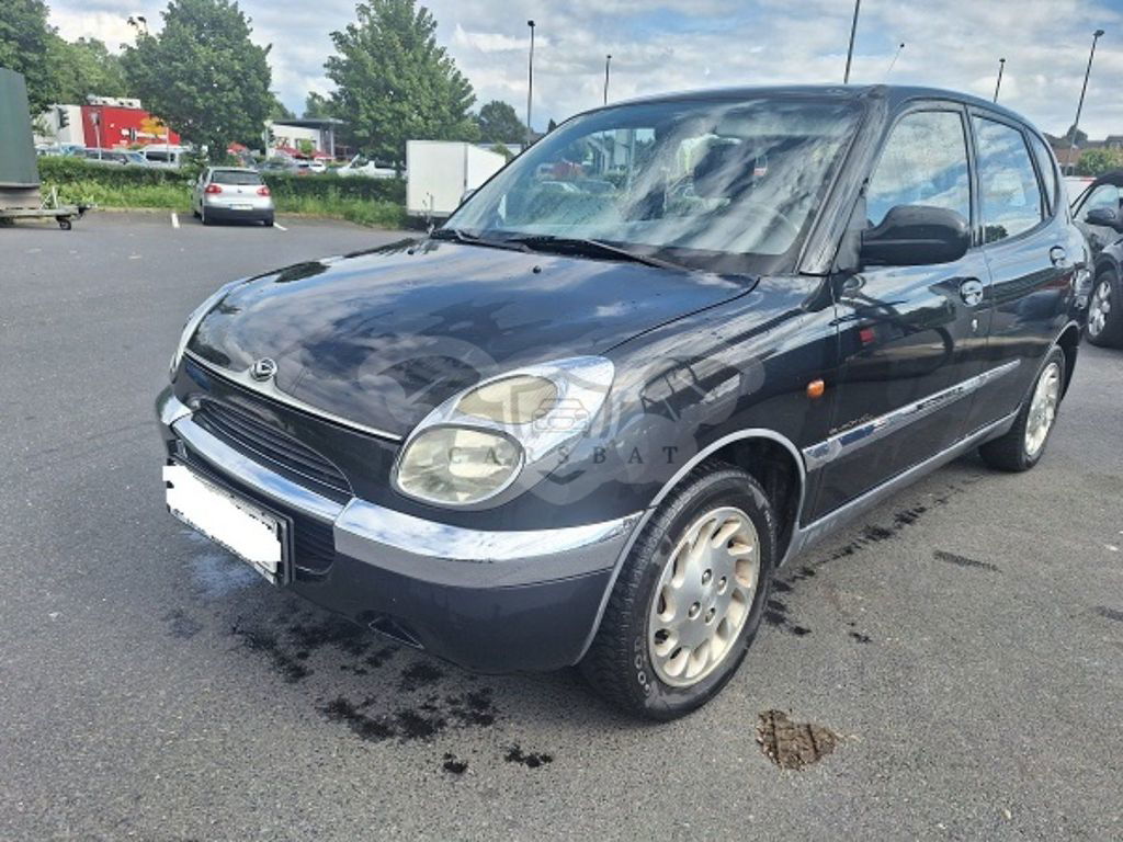 Daihatsu Sirion 2002