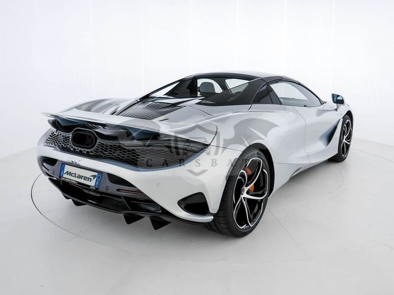 McLaren 750S 2024