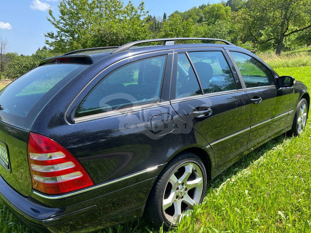 Mercedes-Benz 350 2005