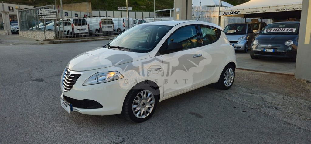 Lancia Ypsilon 2014