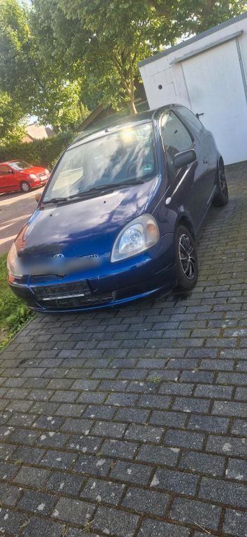 Toyota Yaris 1999