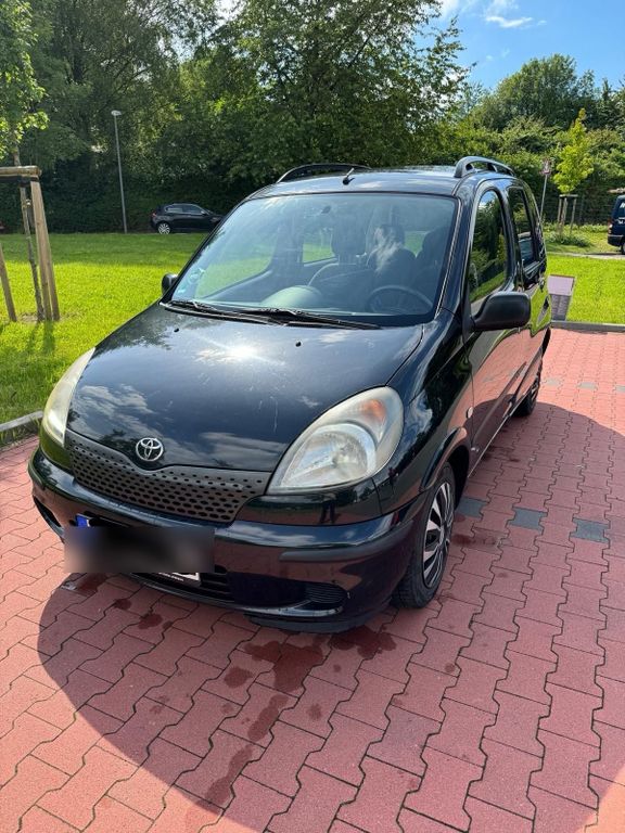 Toyota Verso 2000