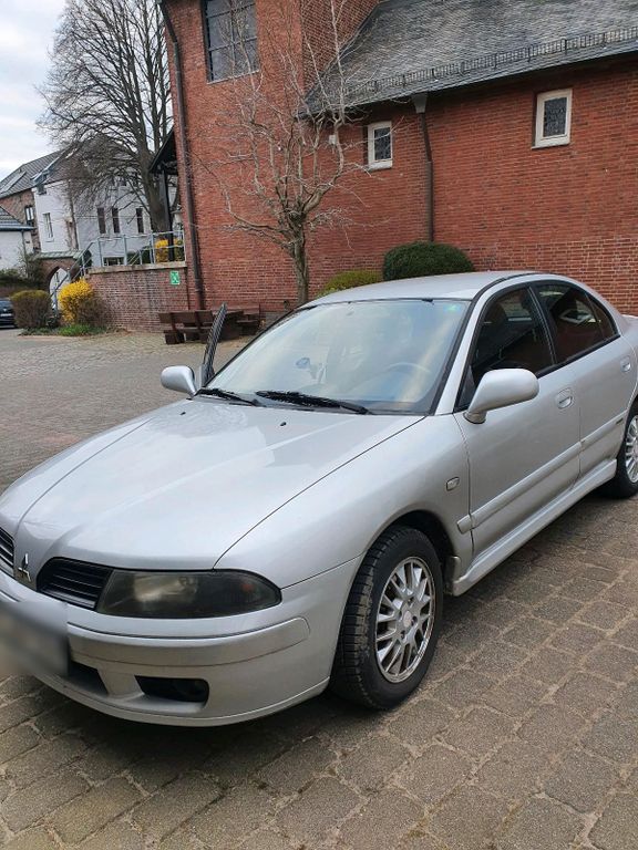 Mitsubishi Carisma 2003