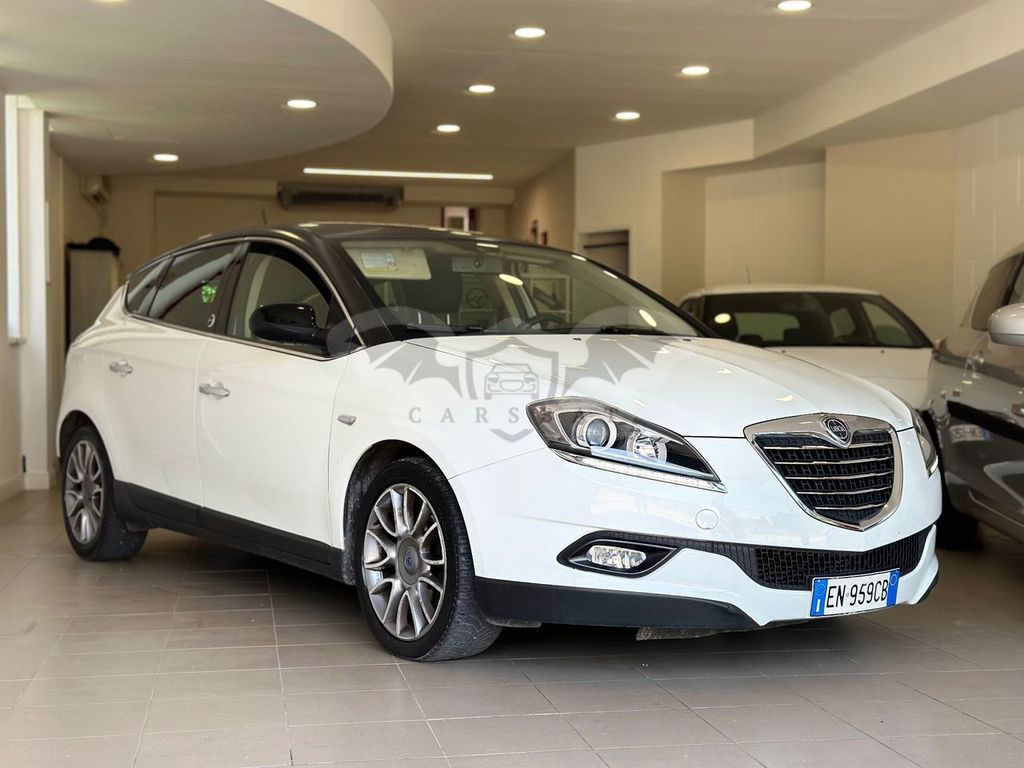 Lancia Delta 2012