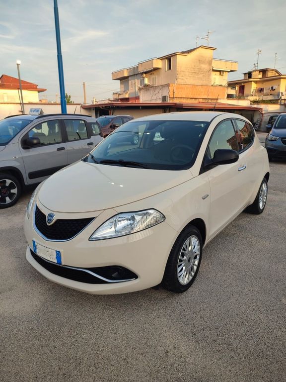 Lancia Ypsilon 2017