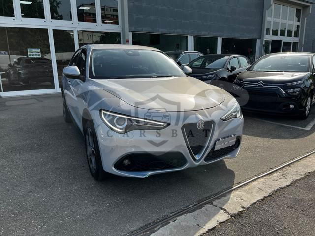 Alfa Romeo Stelvio 2021