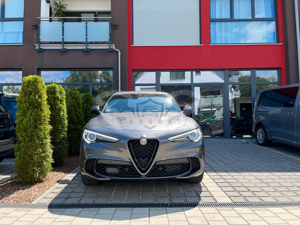 Alfa Romeo Stelvio 2021