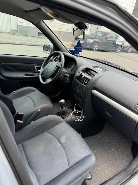 Renault Clio 2023