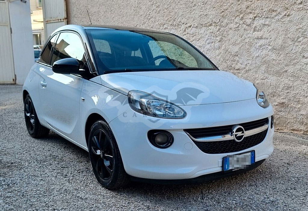 Opel Adam 2016