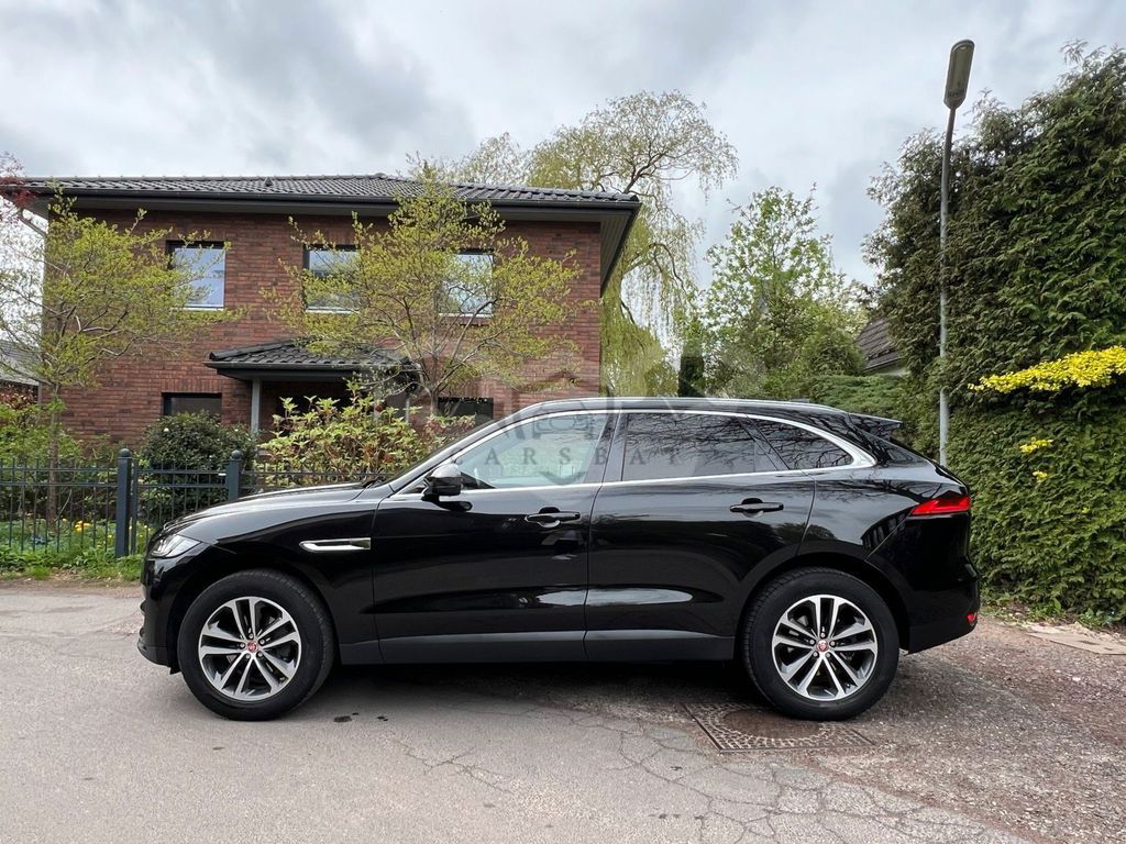 Jaguar F-Pace 2017