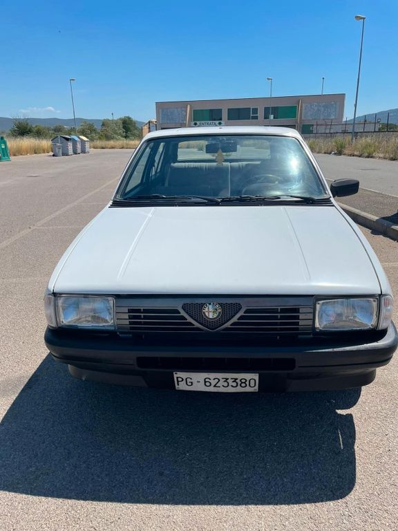 Alfa Romeo 33 1989