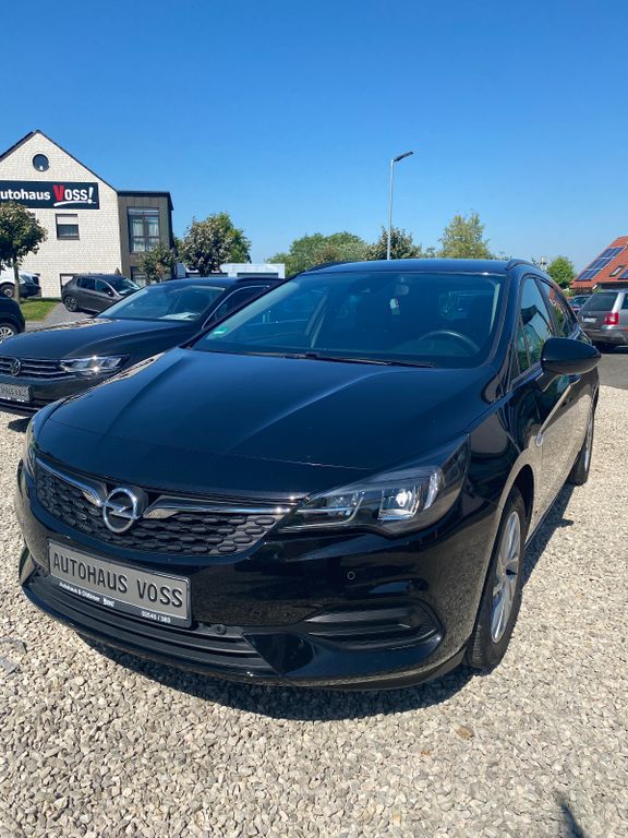 Opel Astra 2021