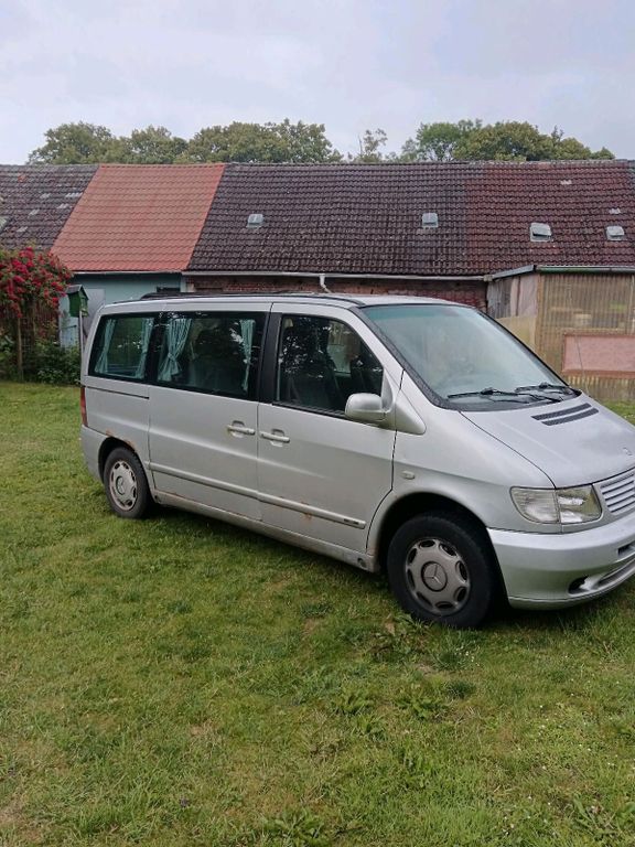 Mercedes-Benz V 2000