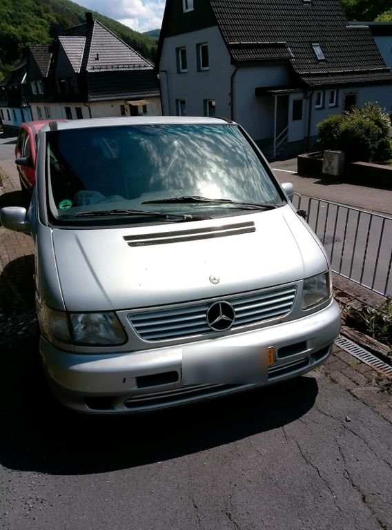Mercedes-Benz V 220 2000