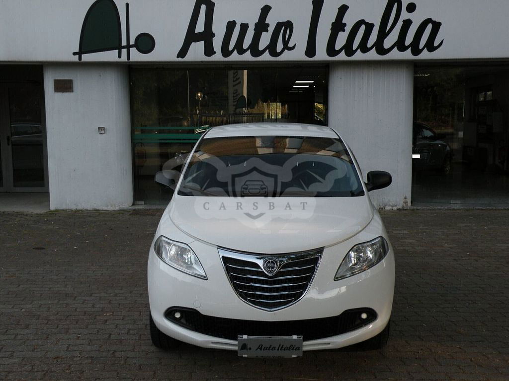 Lancia Ypsilon 2014