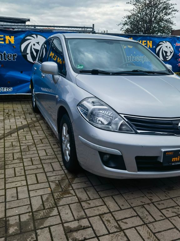 Nissan Tiida 2010