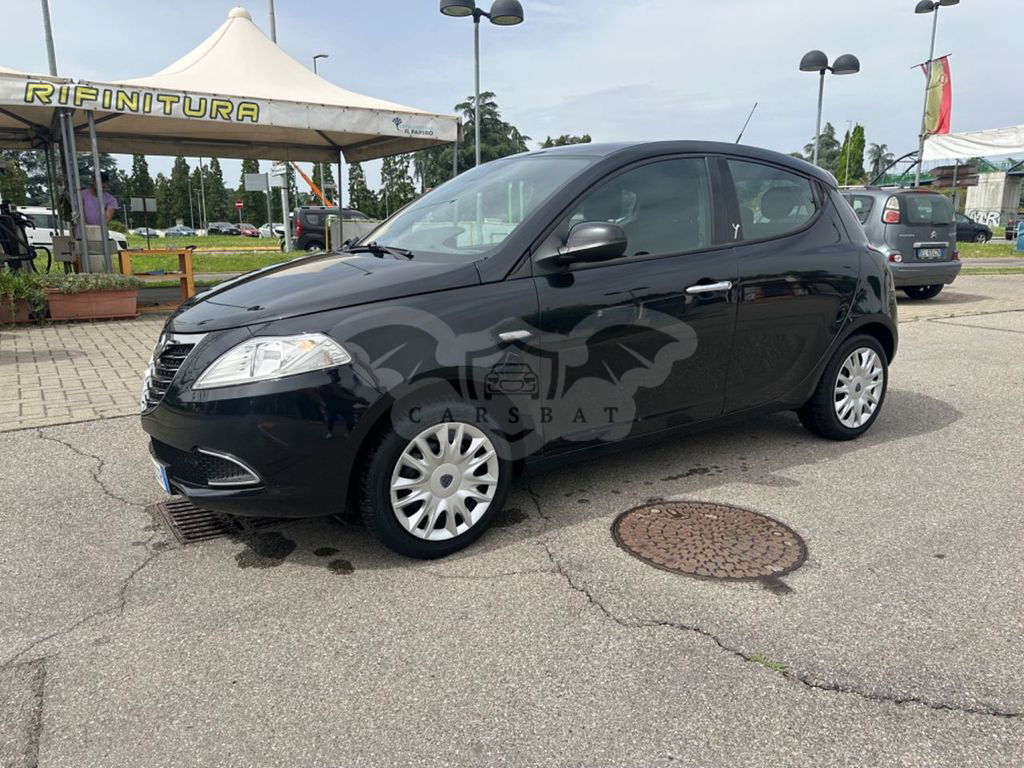 Lancia Ypsilon 2014