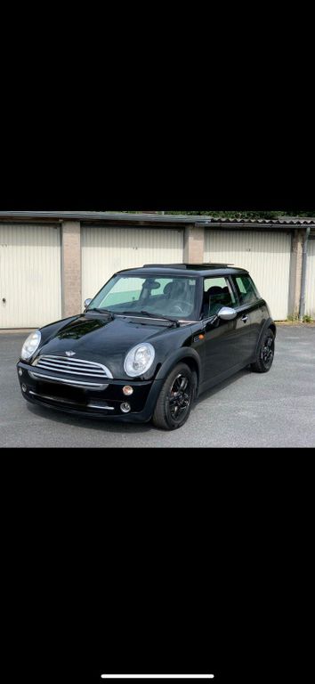 Mini One 2004