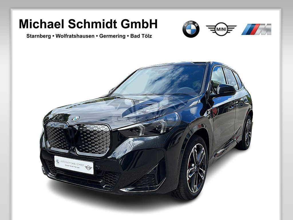 BMW iX1 2024